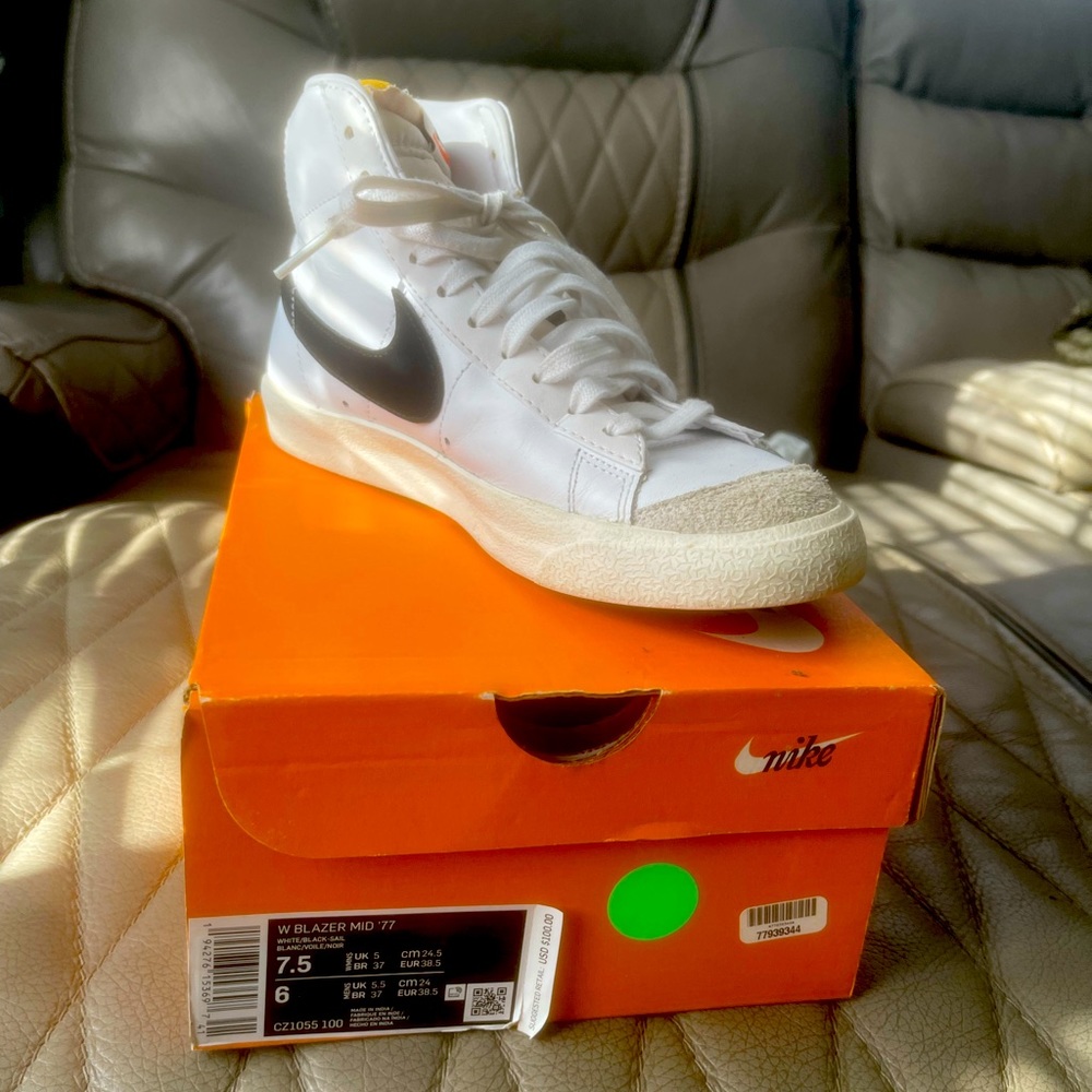 Nike womens blazers